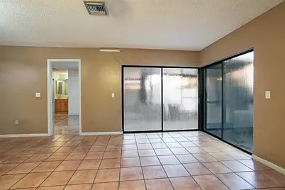 2780 Norfolk Pine Court, Lake Worth, FL 33462 - Photo 14