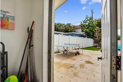108 SE 11th Avenue, Pompano Beach, FL 33060 - Photo 28