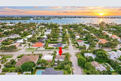 5015 S Olive Avenue, West Palm Beach, FL 33405 - Photo 1
