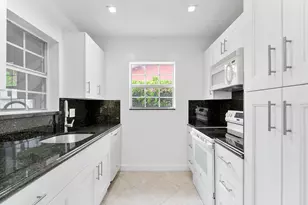 5015 S Olive Ave, West Palm Beach, FL 33405 - Photo 12