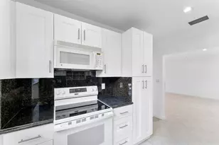 5015 S Olive Ave, West Palm Beach, FL 33405 - Photo 14