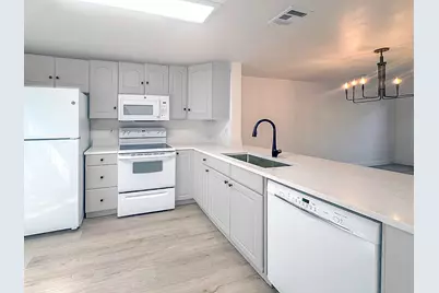 153 SW 3rd Street, Pompano Beach, FL 33060 - Photo 4