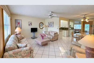 2154 Cambridge G, Deerfield Beach, FL 33442 - Photo 2