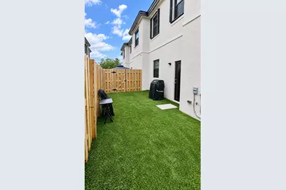 520 SW 19th Way, Fort Lauderdale, FL 33312 - Photo 20