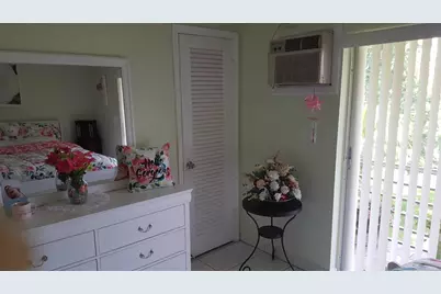 15 Salisbury A, West Palm Beach, FL 33417 - Photo 8