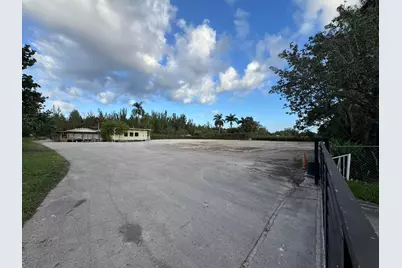 5345 SW 210th Terrace, Southwest Ranches, FL 33332 - Photo 1
