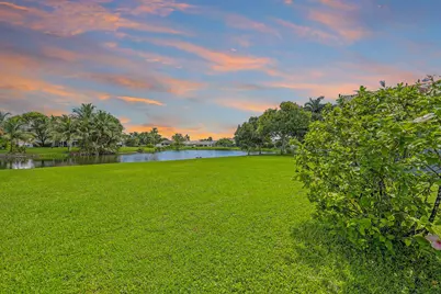 6857 Blue Bay Circle, Lake Worth, FL 33467 - Photo 2