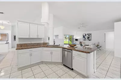 6857 Blue Bay Circle, Lake Worth, FL 33467 - Photo 8