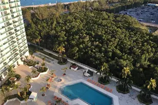 100 Bayview Dr, Sunny Isles Beach, FL 33160 - Photo 6