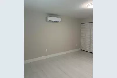 2329 West Drive, West Palm Beach, FL 33409 - Photo 2