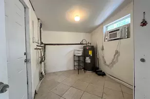 5671 NE 8th Ave, Oakland Park, FL 33334 - Photo 20