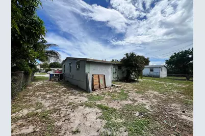 5671 NE 8th Avenue, Oakland Park, FL 33334 - Photo 26