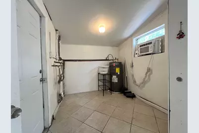 5671 NE 8th Avenue, Oakland Park, FL 33334 - Photo 20
