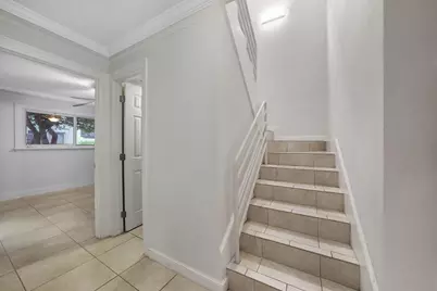 557 NW 97th Avenue, Plantation, FL 33324 - Photo 8