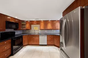 557 NW 97th Ave, Plantation, FL 33324 - Photo 14