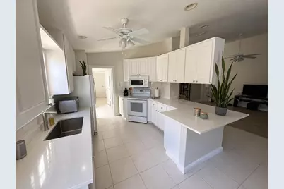 10853 SW Elsinore Drive, Port Saint Lucie, FL 34987 - Photo 2