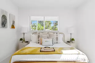 1913 N Victoria Park Rd, Fort Lauderdale, FL 33305 - Photo 18