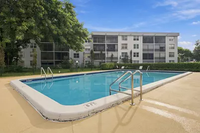 113 Royal Park Drive #4E, Oakland Park, FL 33309 - Photo 20