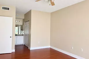 6952 SW 39th St, Davie, FL 33314 - Photo 16