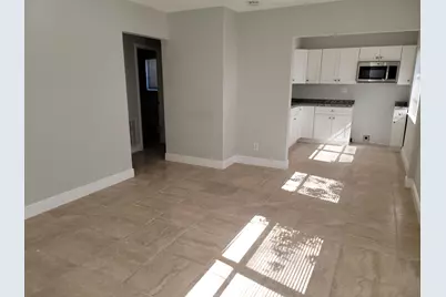 651 NE 46th Court, Oakland Park, FL 33334 - Photo 2