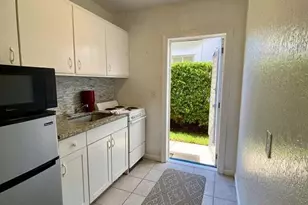 101 S Golfview Rd, Lake Worth Beach, FL 33460 - Photo 2