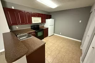 5821 Riverside Dr, Coral Springs, FL 33067 - Photo 10