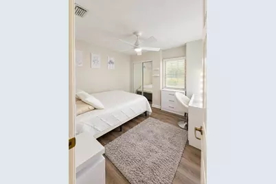 107 Half Moon Circle #D, Jupiter, FL 33458 - Photo 10