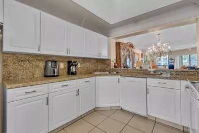 7216 Fairfax Drive #109, Tamarac, FL 33321 - Photo 10