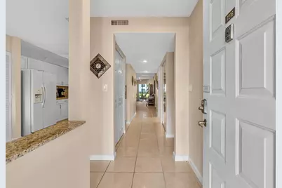 7216 Fairfax Drive #109, Tamarac, FL 33321 - Photo 8