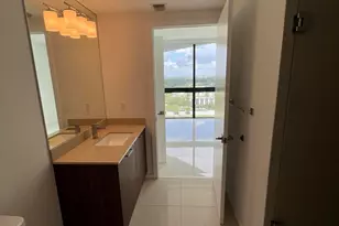5300 Paseo Blvd, Doral, FL 33166 - Photo 14