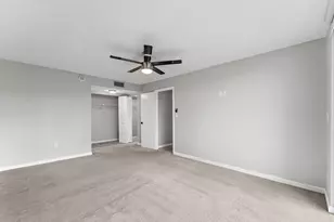 1300 NE Miami Gardens Dr, Miami, FL 33179 - Photo 14