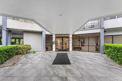 1300 NE Miami Gardens Drive #308E, Miami, FL 33179 - Photo 4