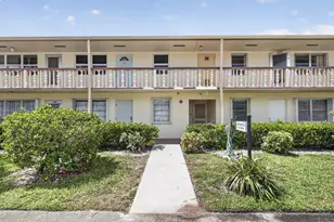 253 Northampton M, West Palm Beach, FL 33417 - Photo 2