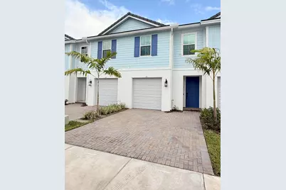 121 SE Birch Terrace, Stuart, FL 34997 - Photo 2