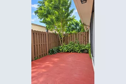838 NW 82nd Avenue #2, Plantation, FL 33324 - Photo 10