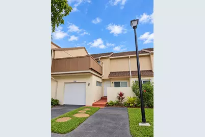 838 NW 82nd Avenue #2, Plantation, FL 33324 - Photo 2