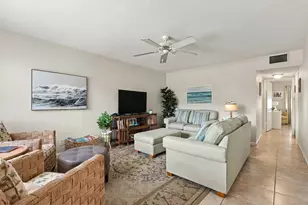 530 Horizons E, Boynton Beach, FL 33435 - Photo 4