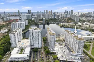 18021 Biscayne Blvd, Aventura, FL 33160 - Photo 2