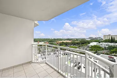 18021 Biscayne Boulevard #901, Aventura, FL 33160 - Photo 16