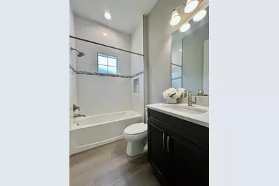 14288 Swiss Bridge Drive, Riverview, FL 33579 - Photo 8
