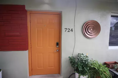 724 NE 23rd Drive, Wilton Manors, FL 33305 - Photo 12