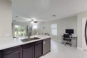 5557 SE Isabelita Ave, Stuart, FL 34997 - Photo 14