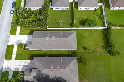 5557 SE Isabelita Avenue, Stuart, FL 34997 - Photo 48