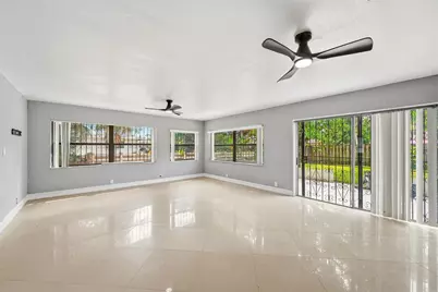 740 E Evanston Circle, Fort Lauderdale, FL 33312 - Photo 6