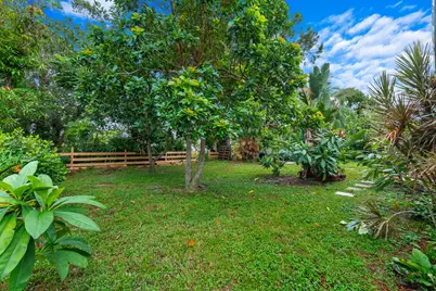 245 SW De Gouvea Terrace, Port Saint Lucie, FL 34984 - Photo 22