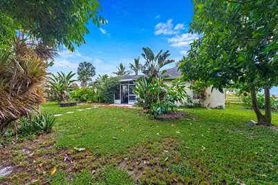 245 SW De Gouvea Terrace, Port Saint Lucie, FL 34984 - Photo 20