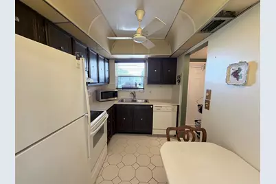 6600 Royal Palm Boulevard #211B, Margate, FL 33063 - Photo 8