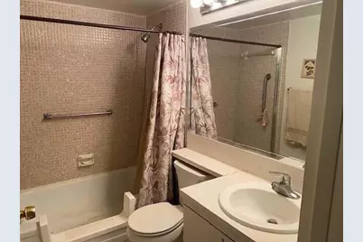1041 Guilford C, Boca Raton, FL 33434 - Photo 8