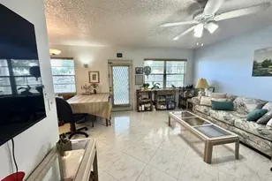 1041 Guilford C, Boca Raton, FL 33434 - Photo 6