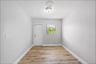 8 NE 9th Avenue, Deerfield Beach, FL 33441 - Photo 18